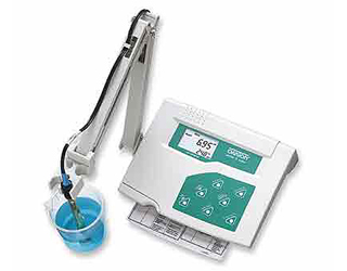 Oakton Instruments - pH 510 Benchtop Meter