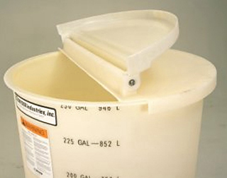 Snyder - Bolted & Hinged Tank Cover